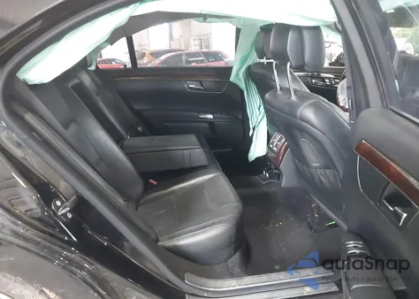 2010 Mercedes-Benz S 550 4Matic z USA, uszkodzony, nr VIN WDDNG8GBXAA320225